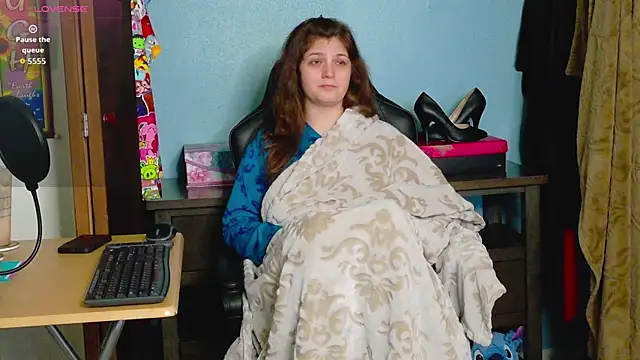 TreeJeanne's cam snapshot