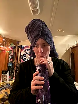 Novgirl110883's web cam