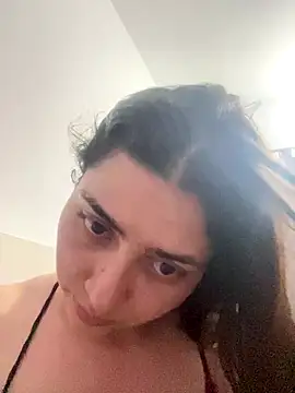 Cami-'s cam snapshot