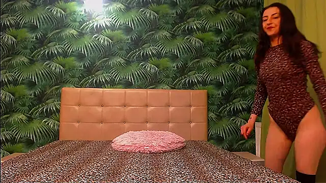 Stella_John's cam snapshot