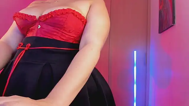 Cleopatra_COL's cam snapshot