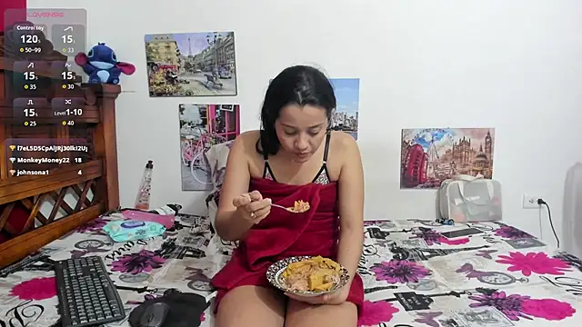 ROXANA_DIAZ's cam snapshot