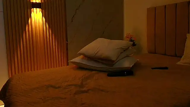 Madisson_Queens's cam snapshot