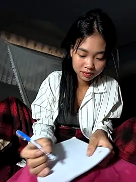 Lynly_k2's cam snapshot