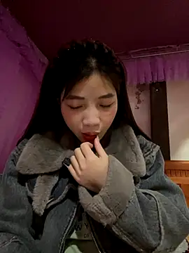 Zlienr023's cam snapshot