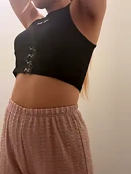 Holly-Glamour's cam snapshot