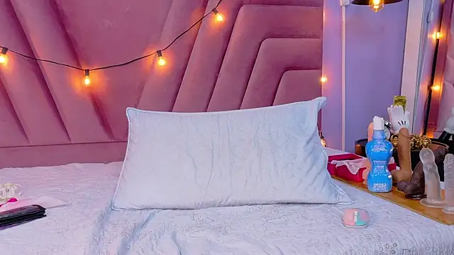 Beautifulskinny18's cam snapshot