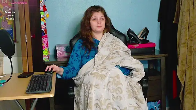 TreeJeanne's cam snapshot