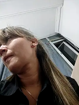 tata_sanz_'s cam snapshot