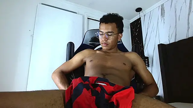 aston_xvera's cam snapshot