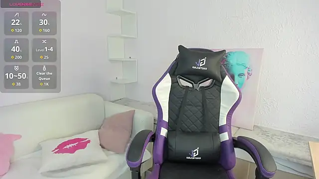 Ella_starrr__'s cam snapshot