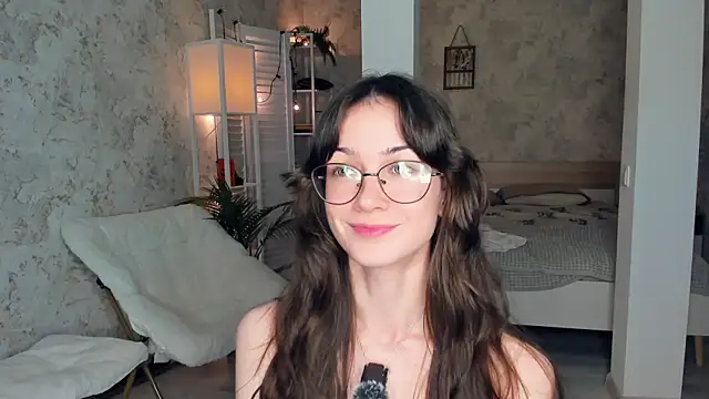 ReneeLippeatt live sex cam