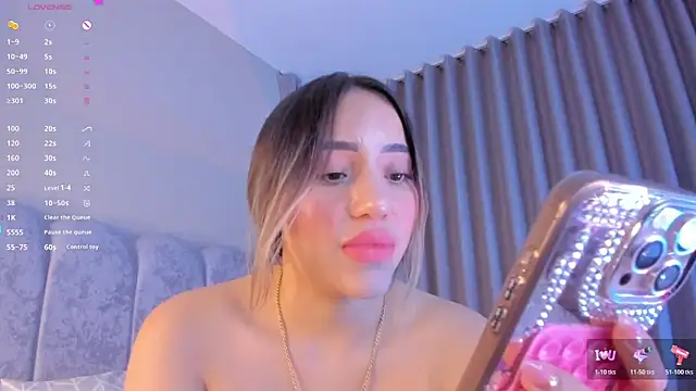 ashlyestone's cam snapshot