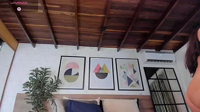 MiaKay1's cam snapshot