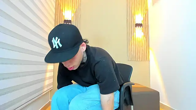 DANTE_ARMSTRONG's cam snapshot