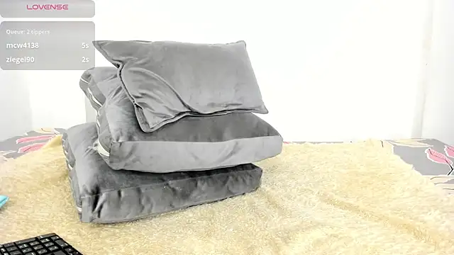 Ebony_danik's cam snapshot