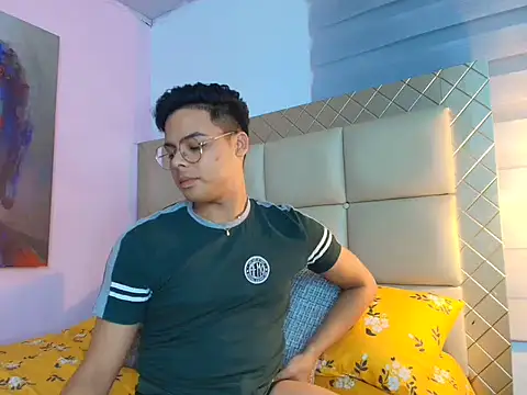 stewart_mateo_'s cam snapshot