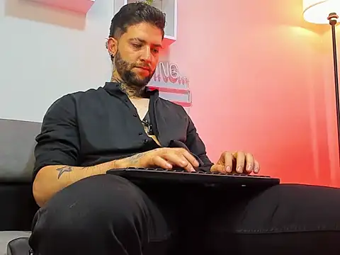 Supreme_Alpha's cam snapshot