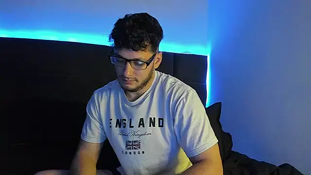 alejandro__2 live sex cam