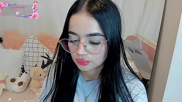 _miasophie_'s cam snapshot