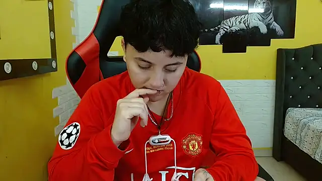 isabeautyx19's cam snapshot