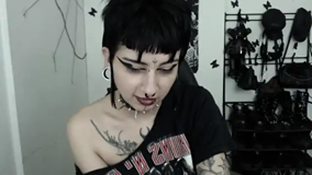 dakota_krall__'s cam snapshot