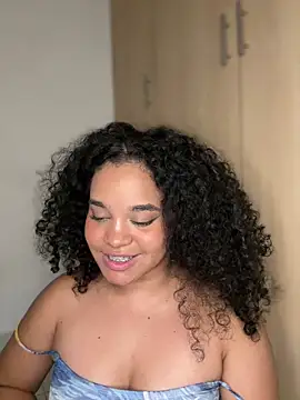 Lucy_wilson5 live sex cam