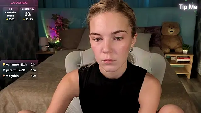 Aurora_Bennet live sex cam