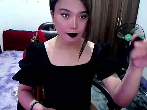 sofiathe1st live sex cam