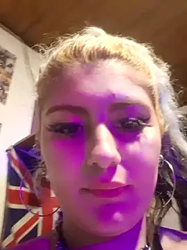 Hollywouldd's cam snapshot