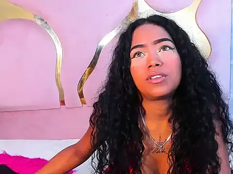 camilaqueenh's cam snapshot