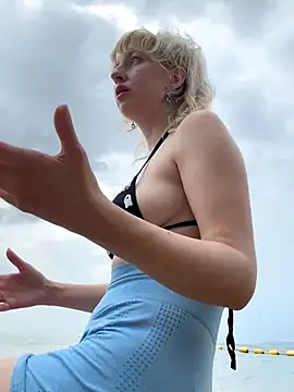 RonnieKiss's cam snapshot