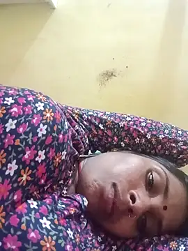 Veshali_Love143's cam snapshot