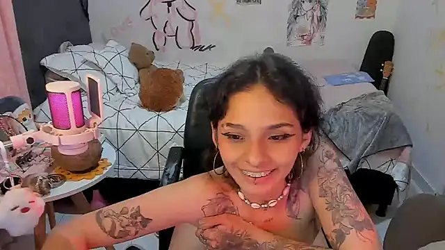 _dayanne_'s cam snapshot