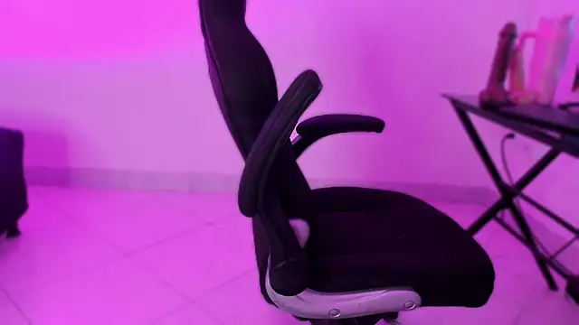 Vickyvalencia's cam snapshot