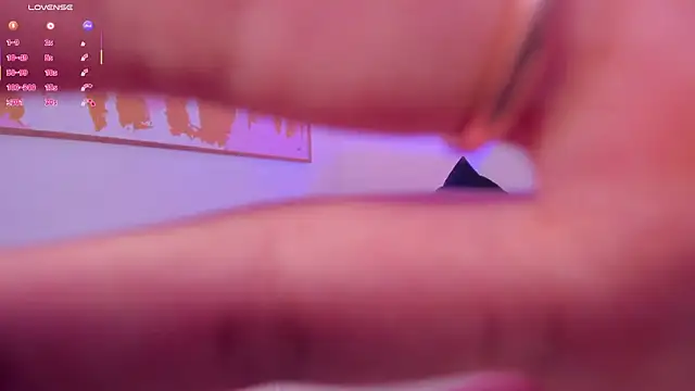 TaraLawrence's cam snapshot