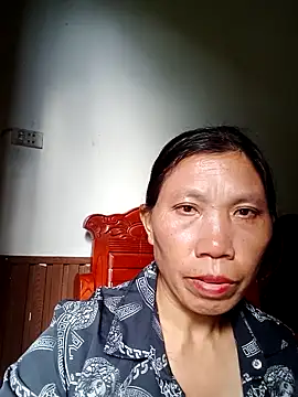 bella-la's cam snapshot