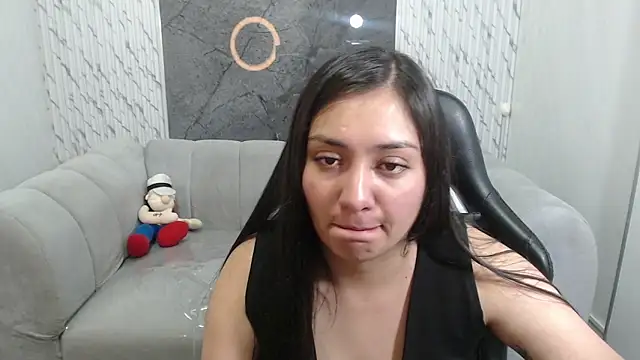 Ivony18_b's cam snapshot