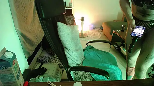 P4RtYBOII92's cam snapshot