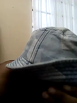 Trishabitch77's cam snapshot