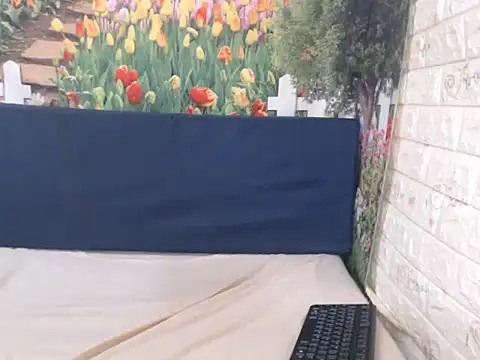 indiantemptress694u's cam snapshot