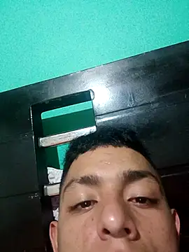 Amber0723 live sex cam