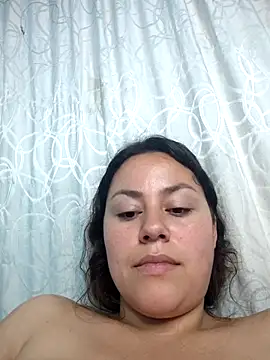 camila-titis's cam snapshot