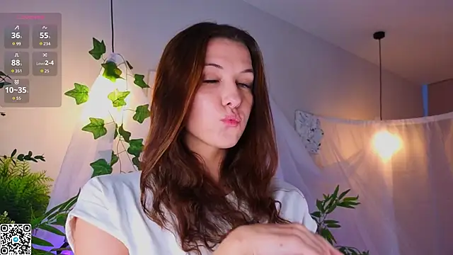 KeeleyGail's cam snapshot