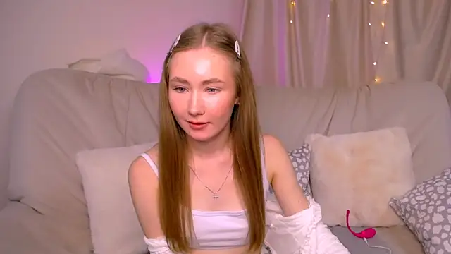 EllyColins's cam snapshot