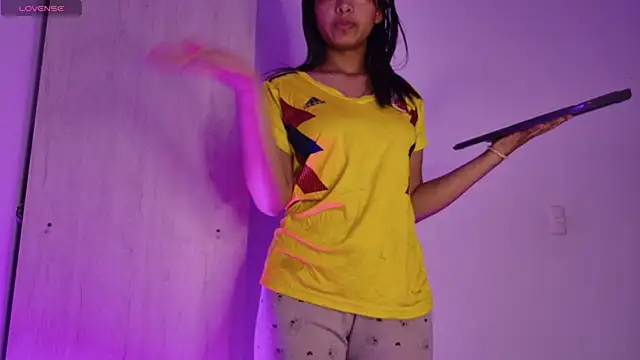 miamiller188's cam snapshot