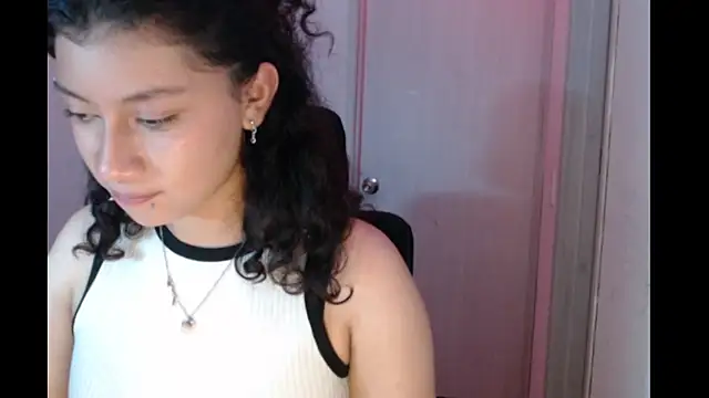 Ivonnybonn's cam snapshot