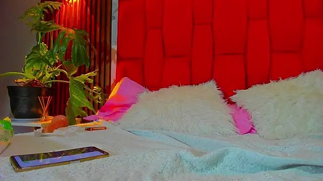 indigo_thc5's cam snapshot