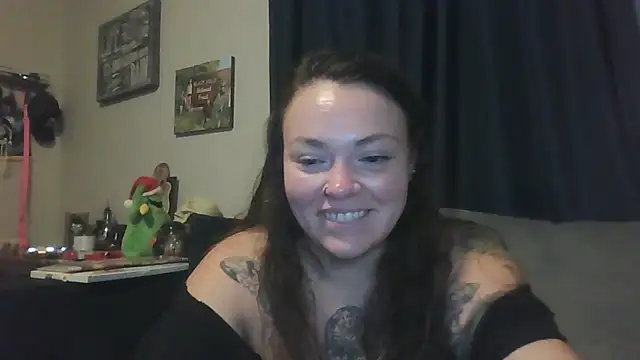 BartenderSteph's cam snapshot