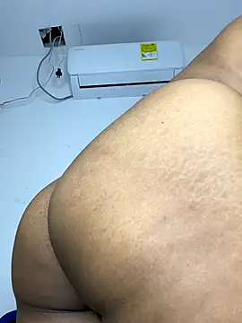 Rousevans_'s cam snapshot